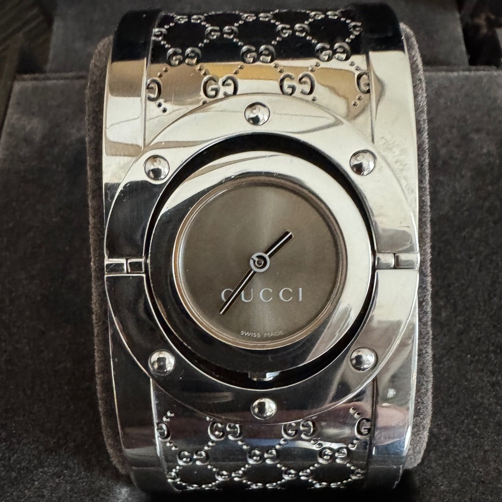 Gucci 33mm Stainless Steel Silver Bangle Watch 
Swiss Made with Box & Pouch